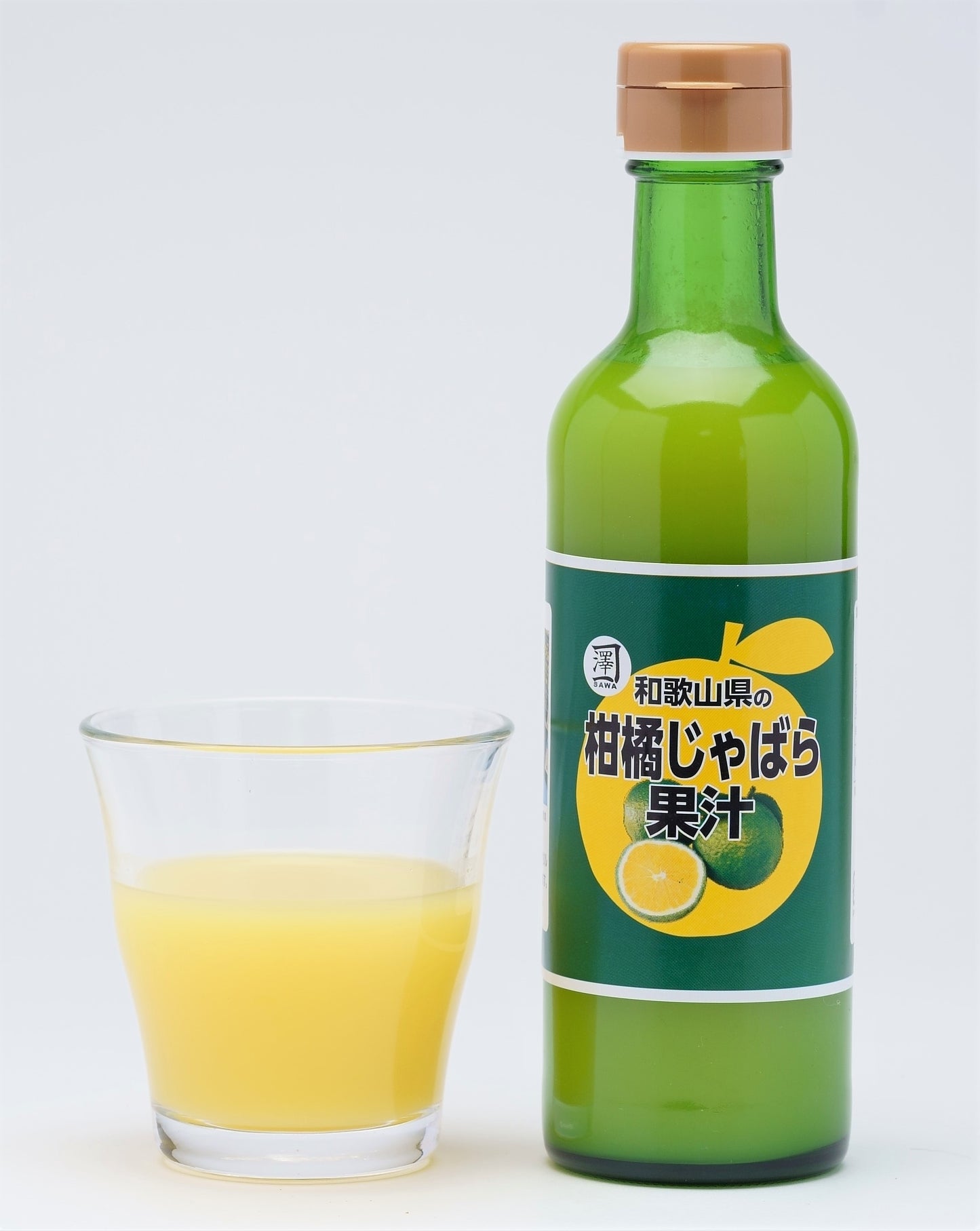 今シーズン最終！おひとり様１本限りでお願いします。ナリルチンが温州みかんの190倍以上！和歌山県の柑橘じゃばら果汁。花粉症の季節になると品薄になります。お早めに。