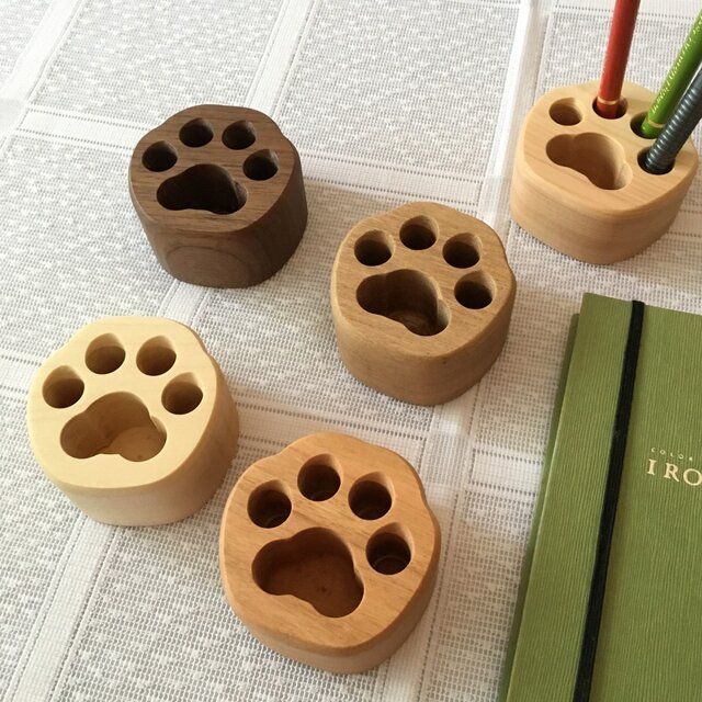 Atelier Yadori 肉球ペン立て足形（ペンスタンド　無垢の木　子猫　子犬）