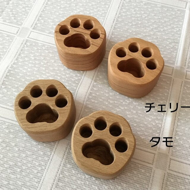 Atelier Yadori 肉球ペン立て足形（ペンスタンド　無垢の木　子猫　子犬）