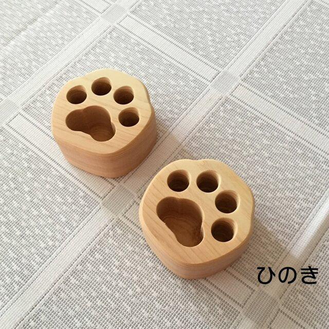 Atelier Yadori 肉球ペン立て足形（ペンスタンド　無垢の木　子猫　子犬）