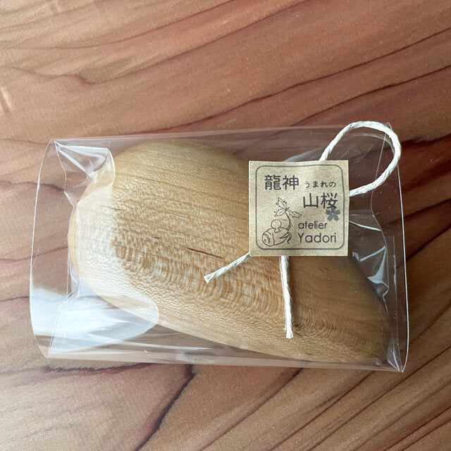 Atelier Yadori 　山桜のカッサプレート